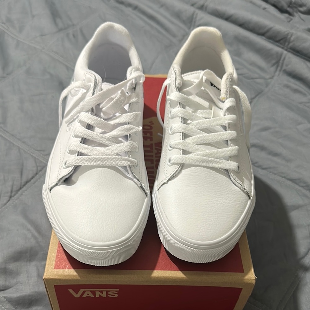 Vans Crisp White Low-Top Sneakers